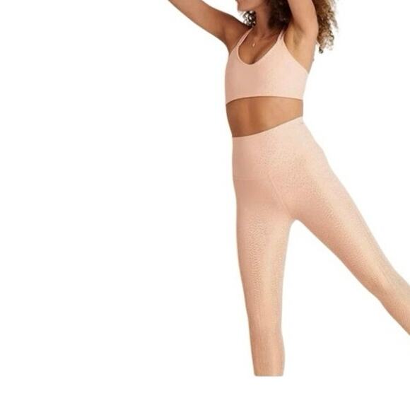 Beyond Yoga Drip Dot High Waisted Midi Legging in Coral Dust Rose Gold Sz M - Picture 5 of 5